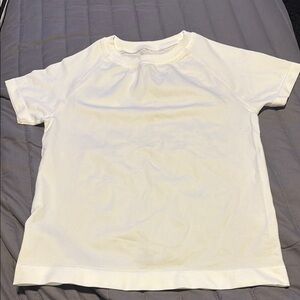 women’s Cream workout T-Shirt